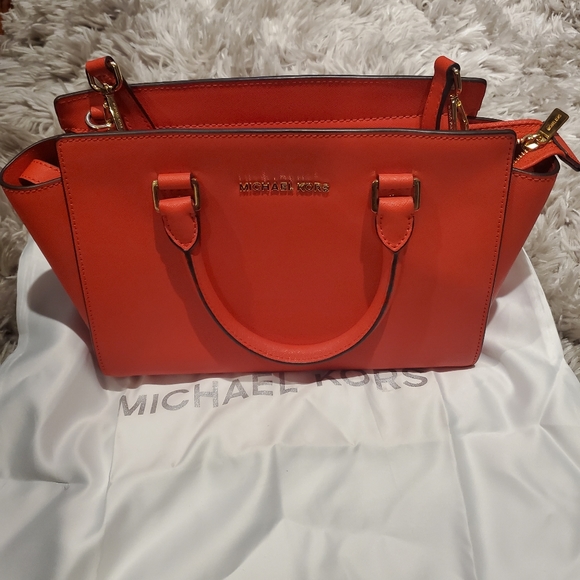 Michael kors medium Satchel - Picture 4 of 4